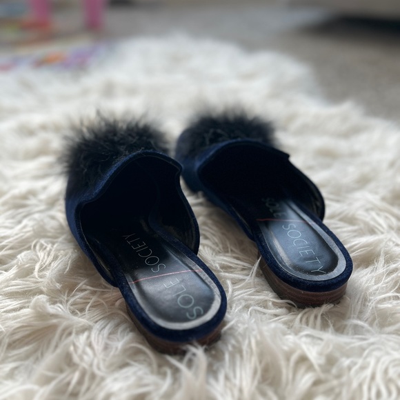 Sole Society | Navy Velvet Slides w/ Black Puff - Picture 3 of 8